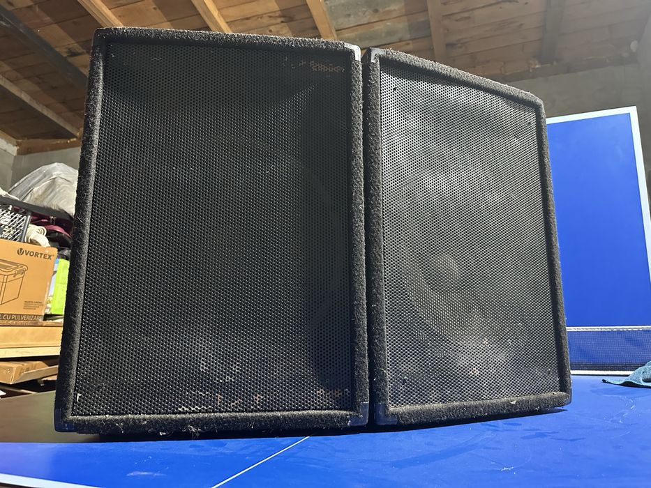 Sistem sunet 300/600w peavey/w acoustic