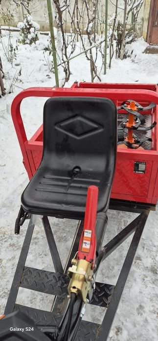 Motocultor cu remorcută