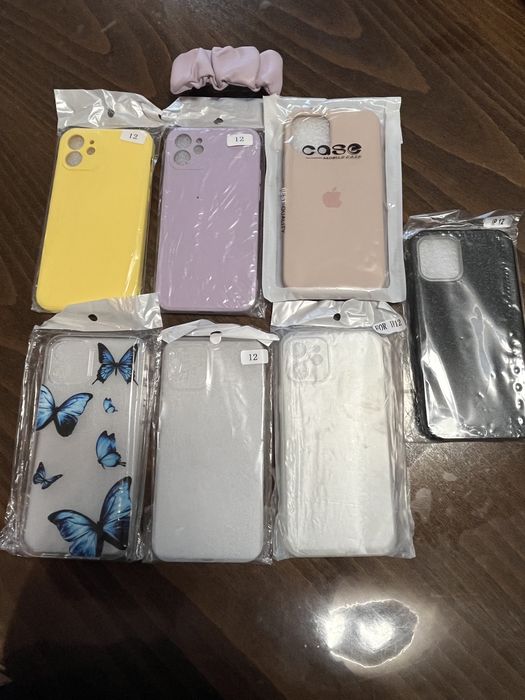 Кейсове за телефон IPhone 12