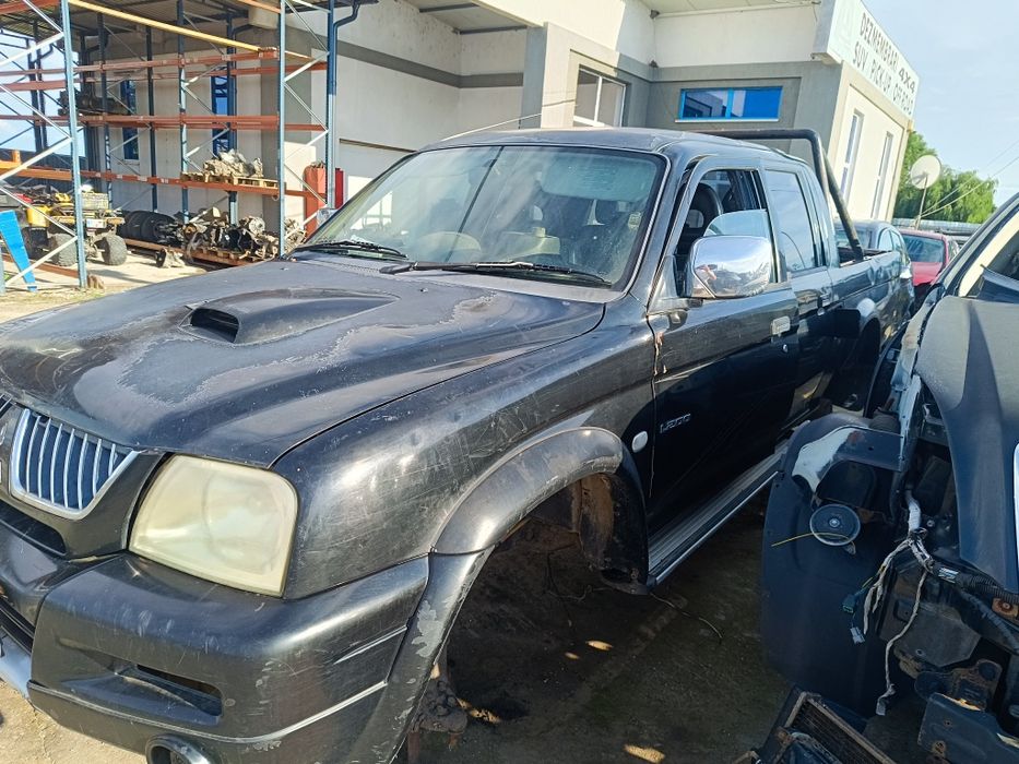 Dezmembrez Mitsubishi l200 fabr 1997-2006