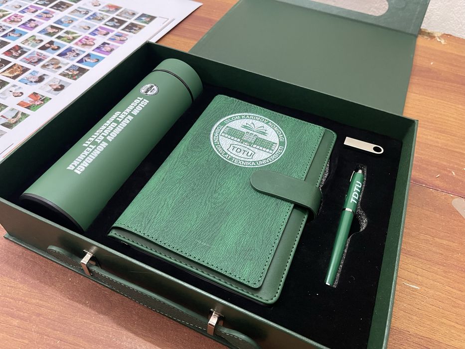 Reklama poligrafiya bukva banner orokol