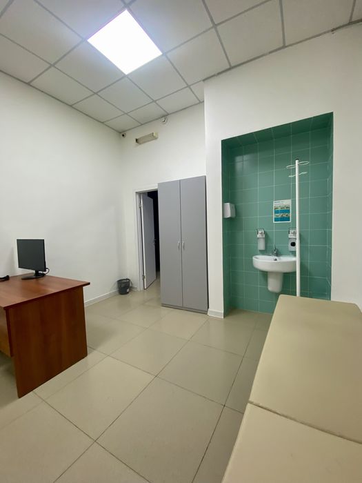 Сдам кабинет в медцентре левый берег