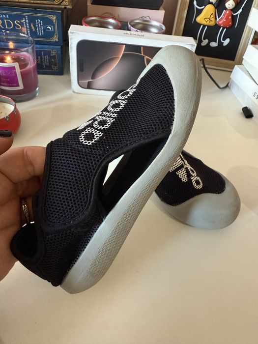 Детски летни обувки Adidas, номер 30