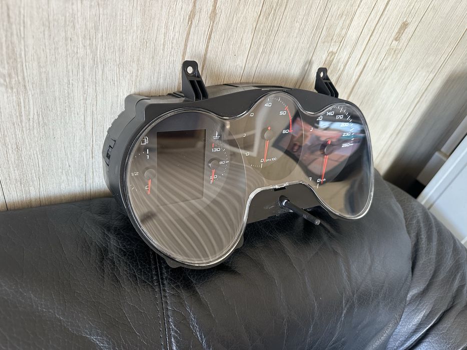 Километраж за Сеат Алтеа facelift дизел след 2010г.!