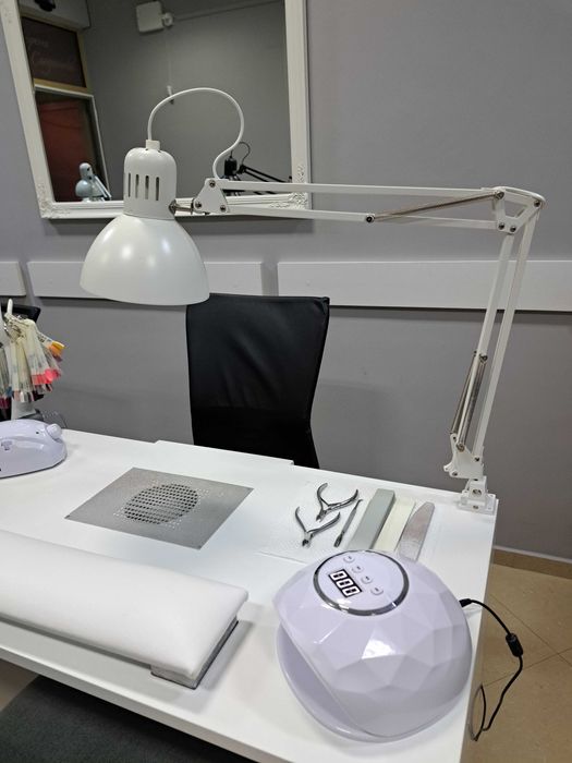 Работна  лампа за бюро