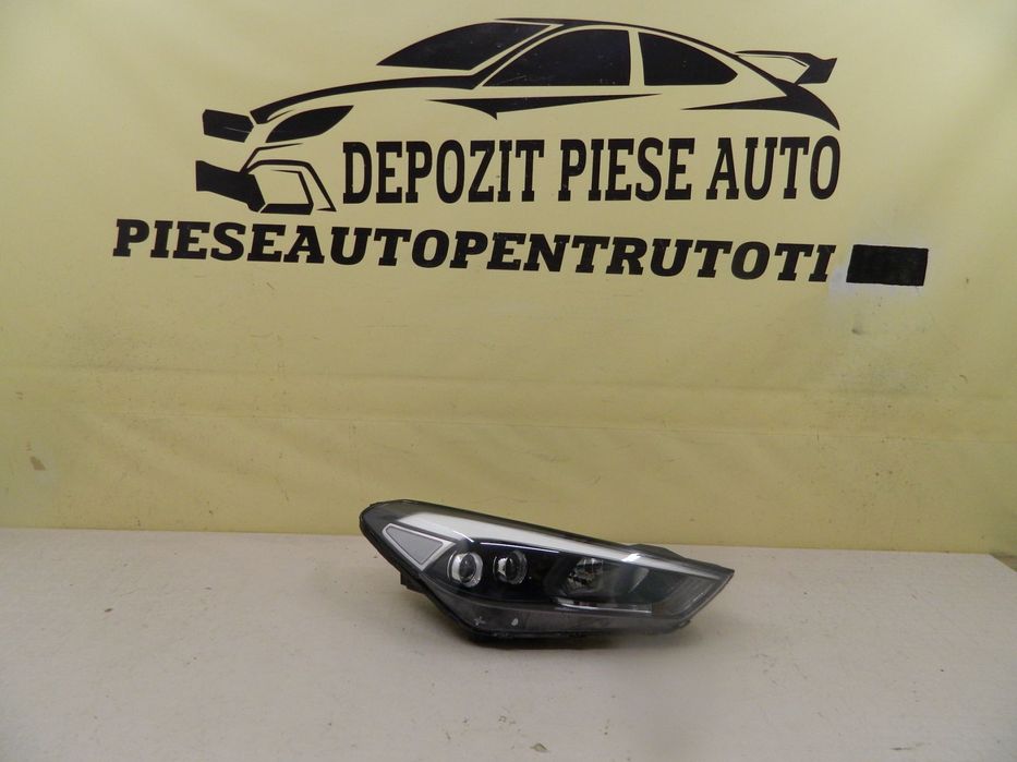 Far dreapta Hyundai Tucson LED cu doua lupe, 2015, 2016, 2017, 2018, cod origine D7921-21220.