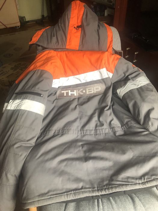 Продам костюм спецодежду зимнюю