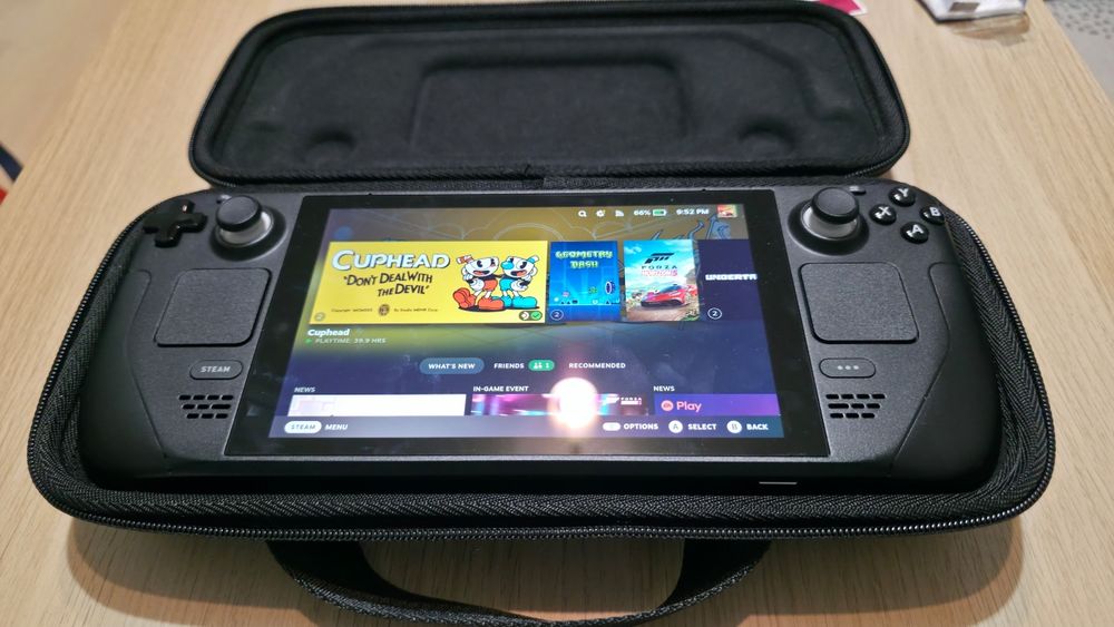 Steam Deck LCD 256 gb + card 256 gb