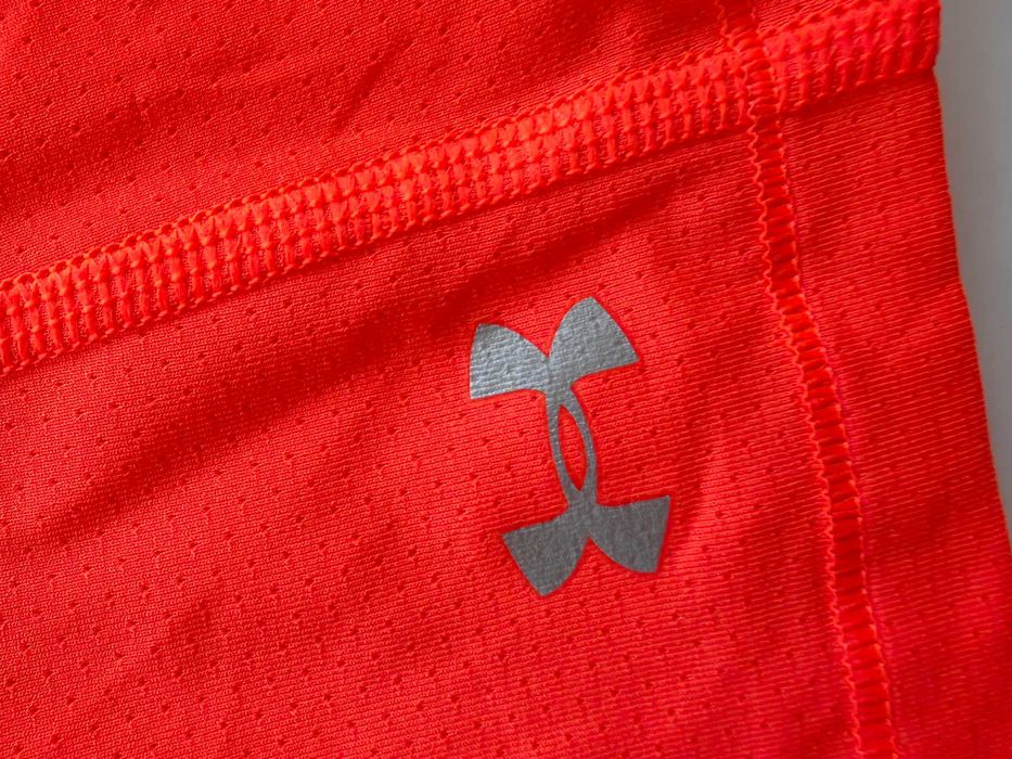 Maiou alergare fitness dama Under Armour M