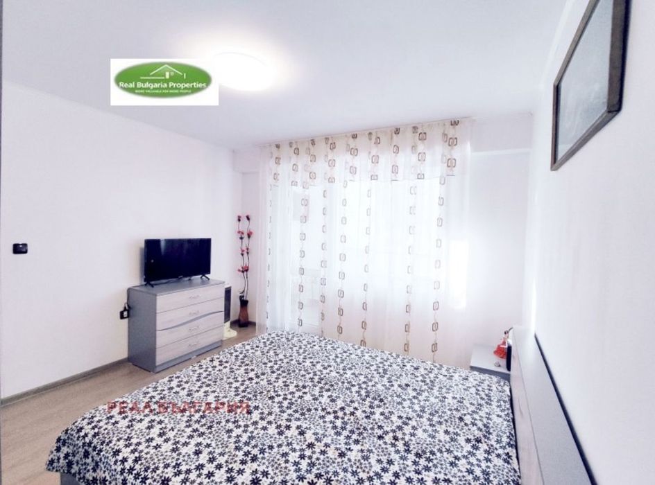 Продава се Двустаен апартамент в Русе, Център - 62 кв.м за 1257 €/кв.м - Снимка #1