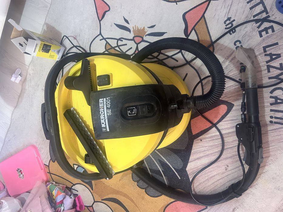 Перяща прахосмукачка Керхер / Karcher SE 4001