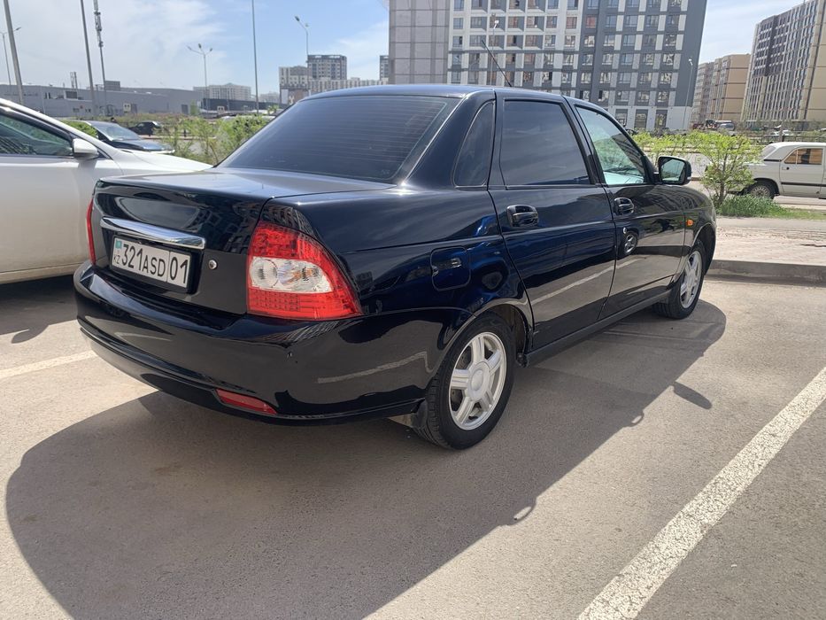 Лада приора 2 полулюкс
