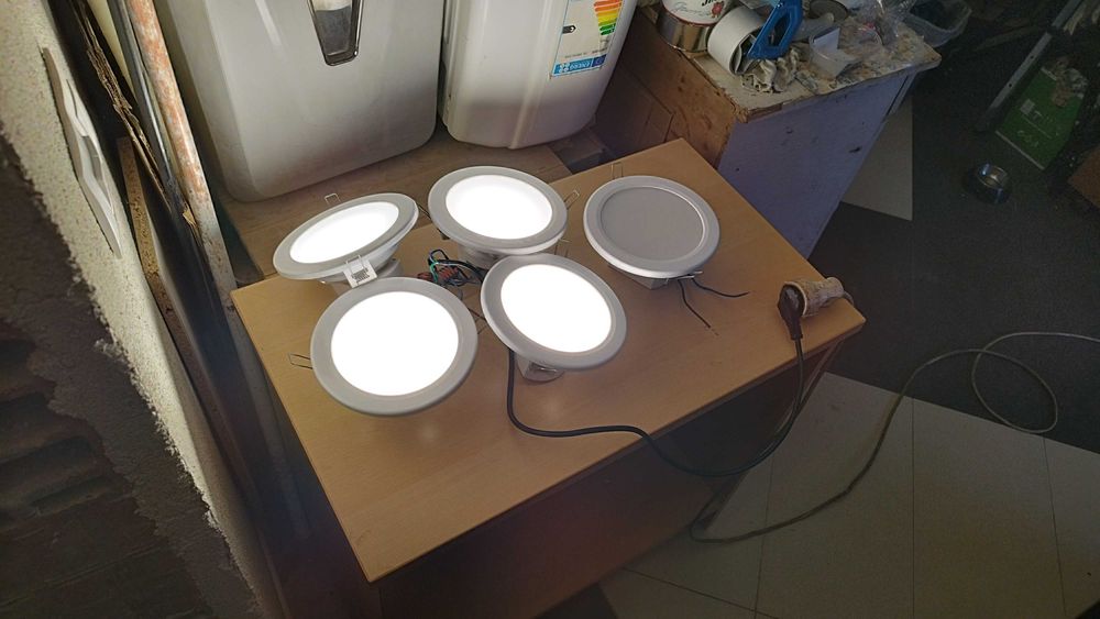 PHILIPS Certaflux DL led - лед лампи , осветителни тела за таван 10бр