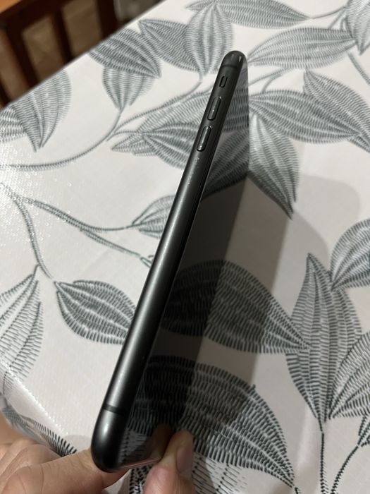 IPhone 11 64гб черный