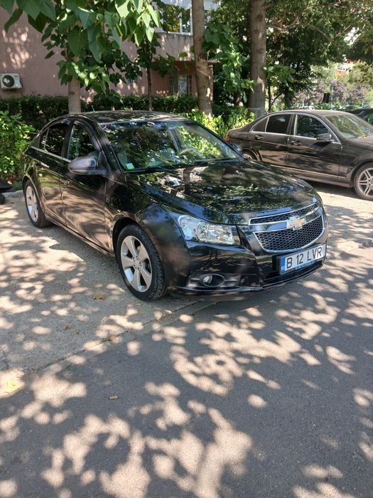 Vând chevrolet cruze 1,8  an 2011+ GPL  km 230000