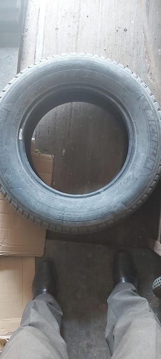 Шины пара б/у. MICHELIN 
[24.