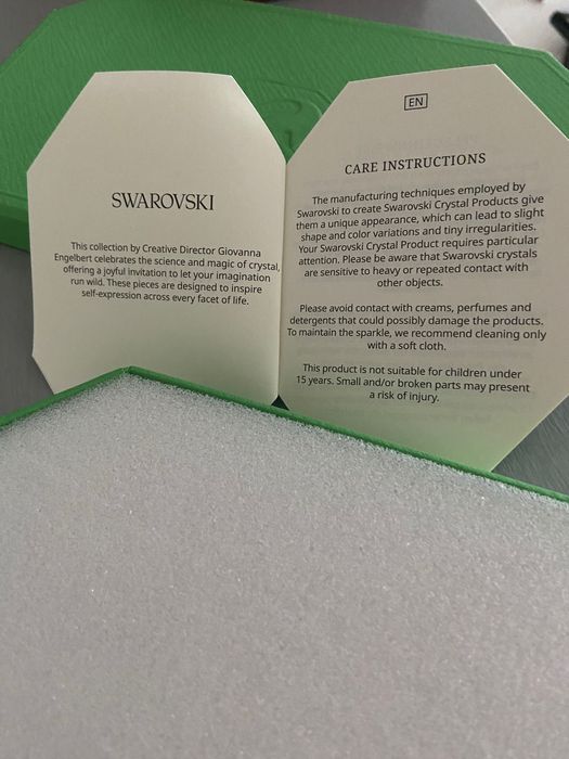 Swarovski Калъф за iPhone 13 Pro