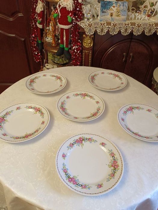 Тарелки для вторых блюд Германия