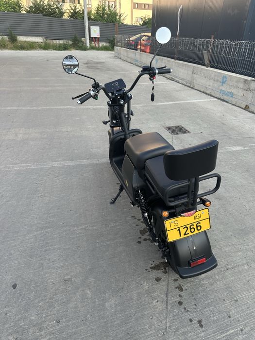 Scuter electric fără carnet, înmatriculat