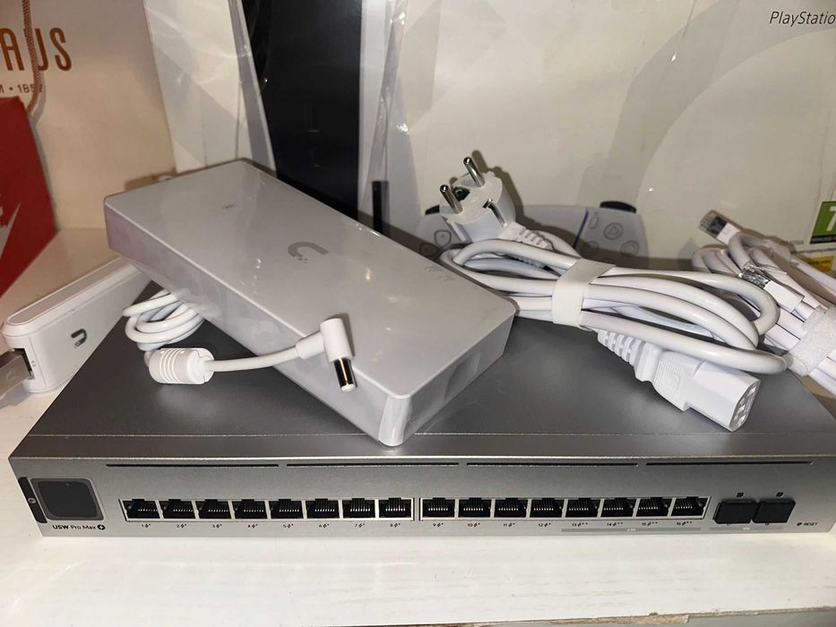 Ubiquiti USW Pro Max 16 PoE