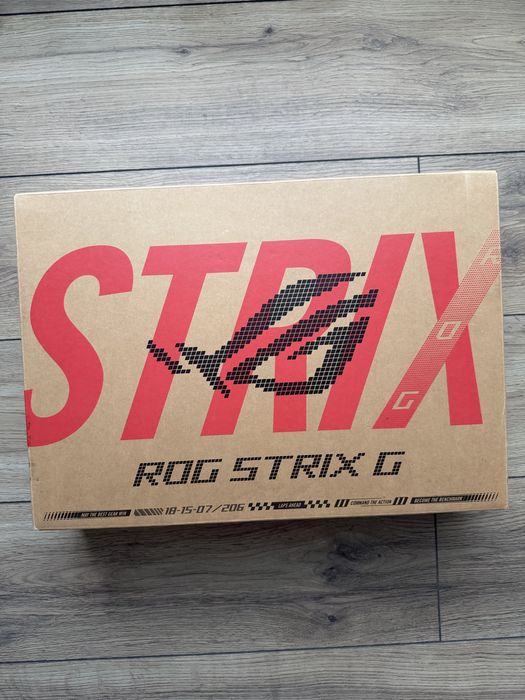 Asus Rog Strix G16 G615L Гейминг Лаптоп Нов 24м. Гаранция