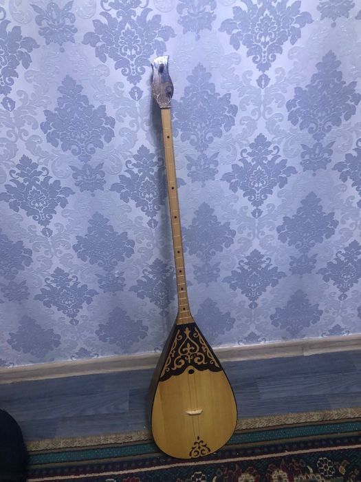 Домбыра сатам жаксы сынбаган