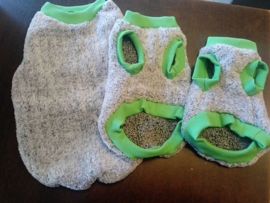 Блузки за кученца.Меки и топли за зимата