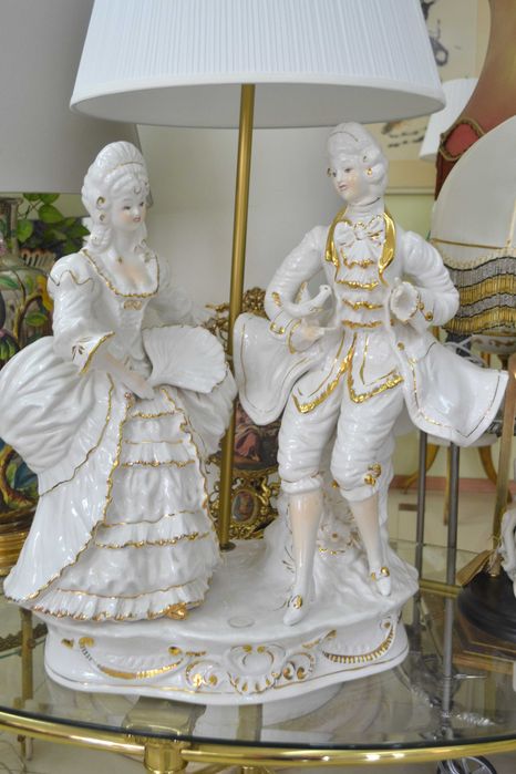 superba lampa-veioza mare  95 cm statuete rococo  portelan fin