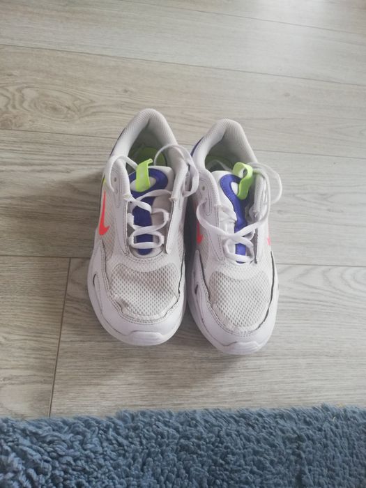 Adidași Nike de vanzare
