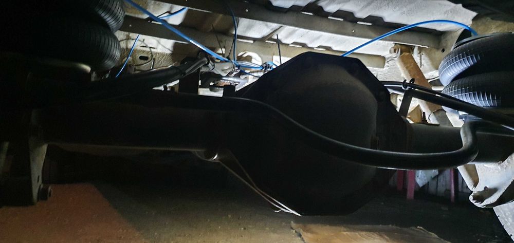 Perne aer universale pentru suspensie – rulote, dube, 4x4, pick-up