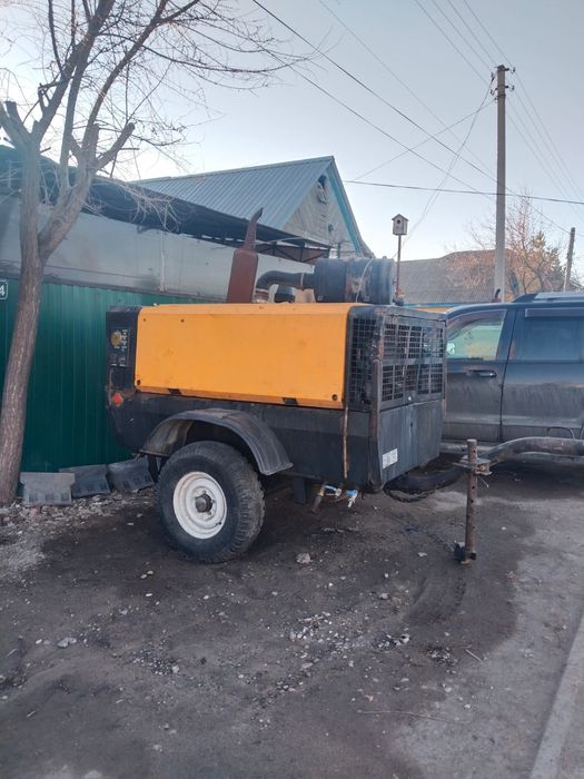 Продам компрессор дорожный