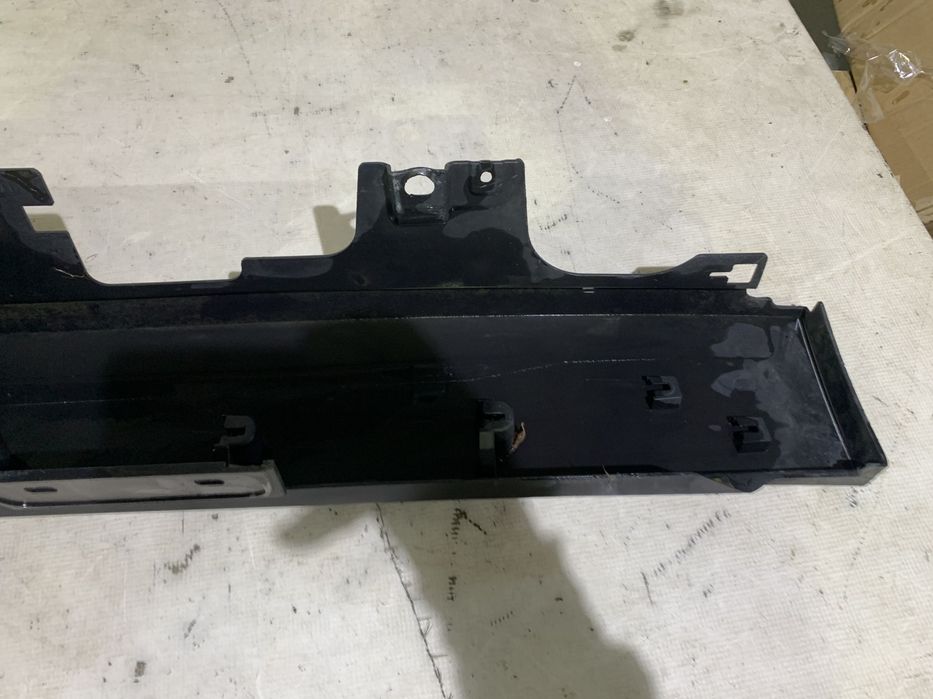 Prag stanga Mini CooperClubman F54, 2016, 2017, 2018, 2019, 2020, 2021, 2022, cod origine OE 51778072574.