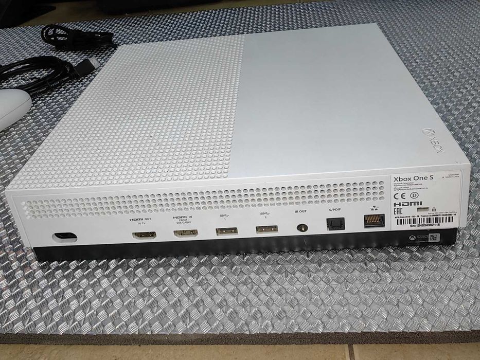 Xbox   One S   1TB