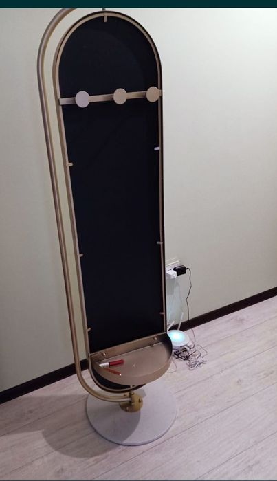 Зеркало (айналмалы айна)