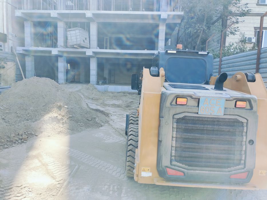 Мини погрузчик ,мини эксковатор , хюндай 140 эксковатор