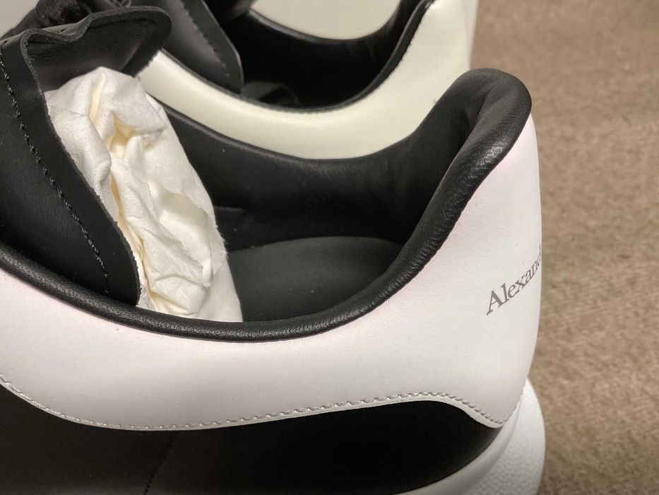 #SUMMER SALE# Alexander McQueen Sneaker Negru Cu Alb - Verificare Colet -