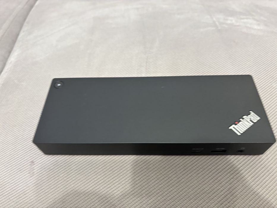 Lenovo ThinkPad Thunderbolt 4