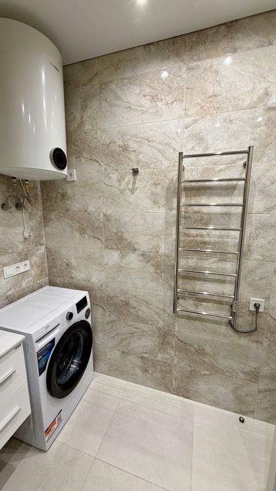 Нов двустаен апартамент с морска гледка + подземен паркинг