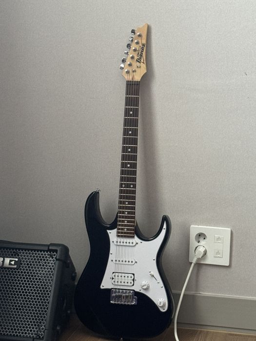 электрогитара на продажу!