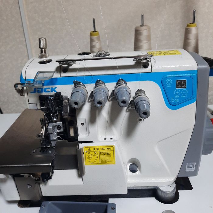 Промышленный оверлок  JACK JK-E4S-4-M03/333