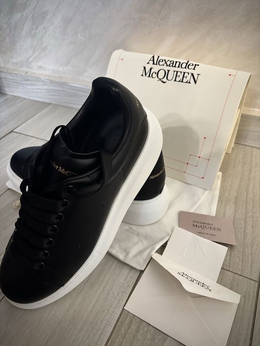 Adidasi Alexander McQueen