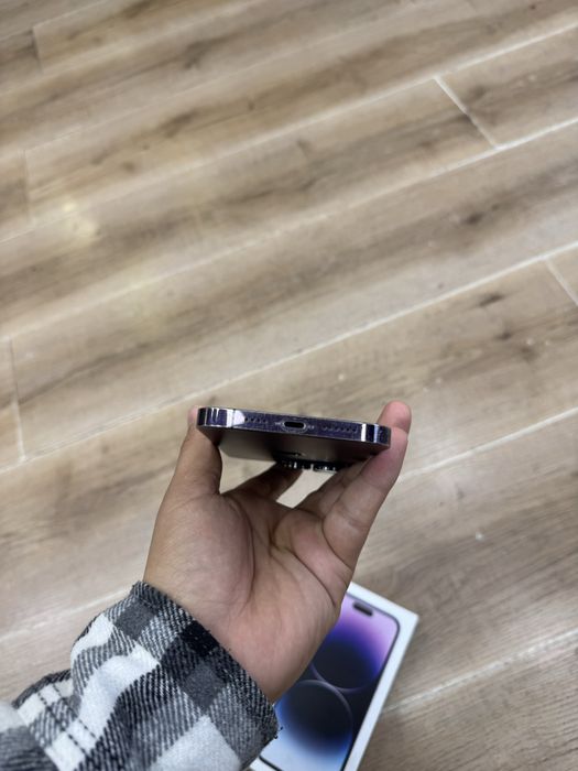 Iphone 14 pro max karobka radnoy srochna sotiladi