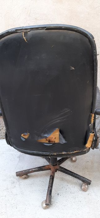 Кресло  на колесиках бу