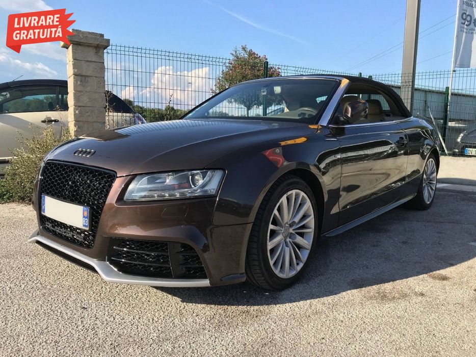 Grila Centrala Audi A5 8T (2008-2011) RS5 Design Negru Lucios