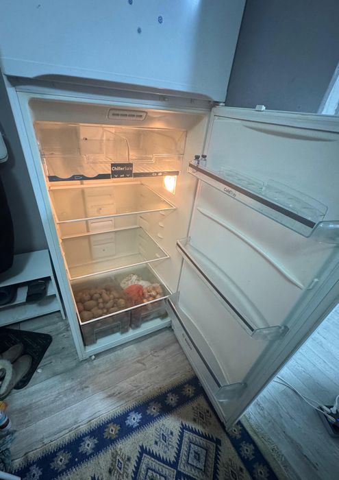 Срочно продам холодильник