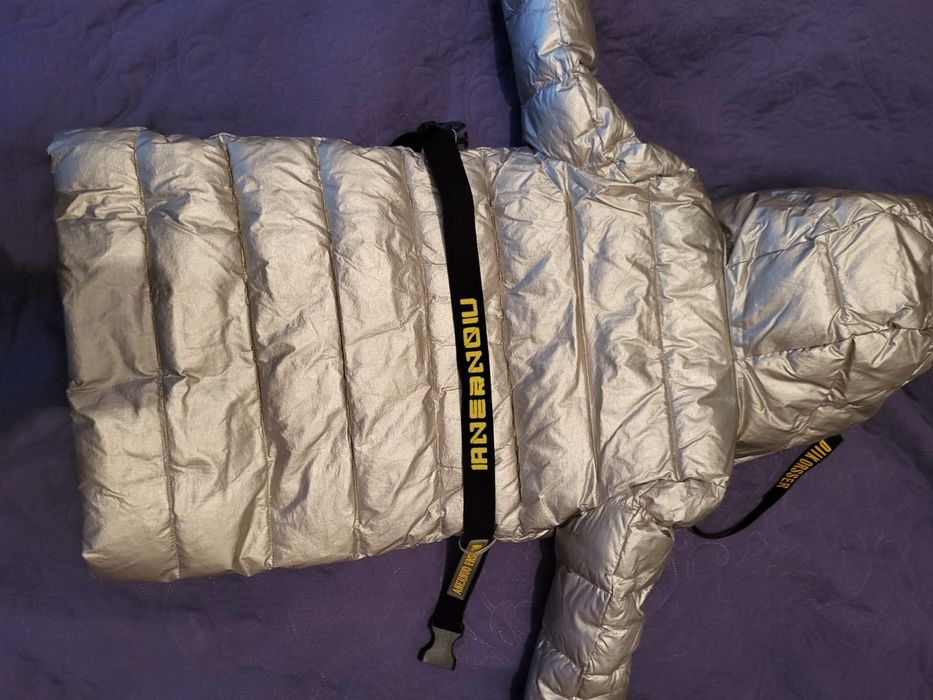 Куртка для девочек в отличном состоянии