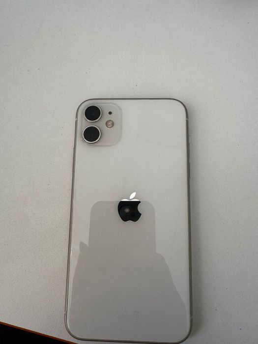 Продам iphone 11