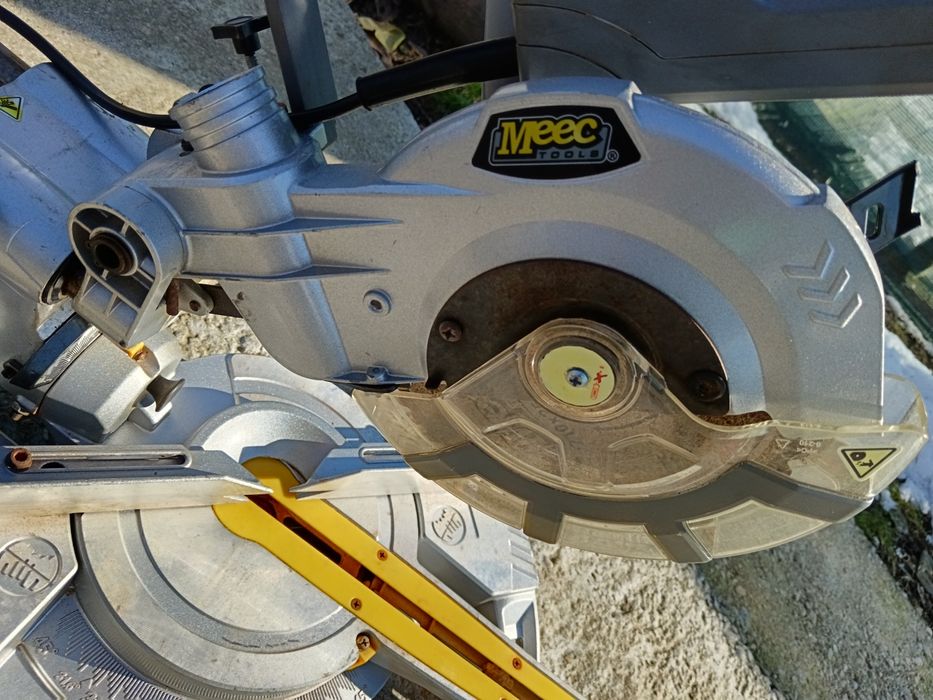 Circular pendular, culisant, unghiular, MeeC Tools, 1800W