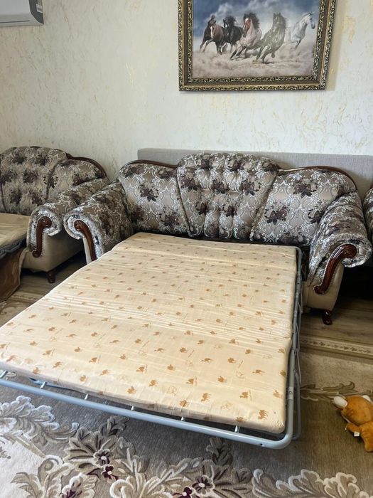 Диван с креслами