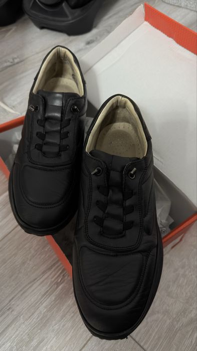 Кожаные весна-осень макасины